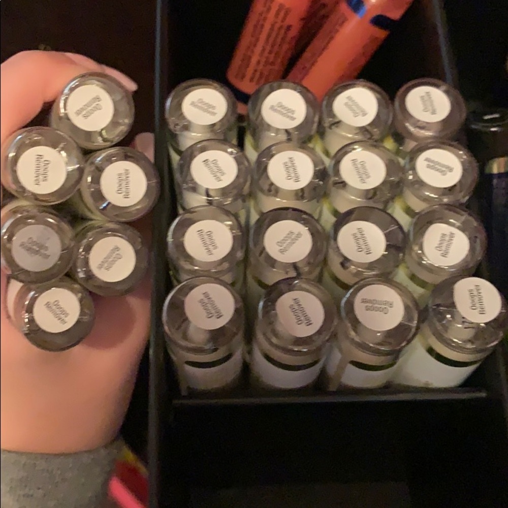 LipSense Oops Remover